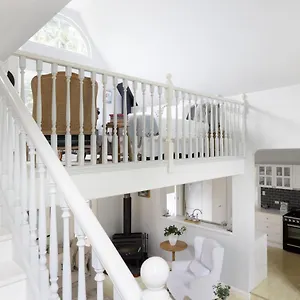 The Chapel - Luxury Country Escape For 6 , Witta Australia